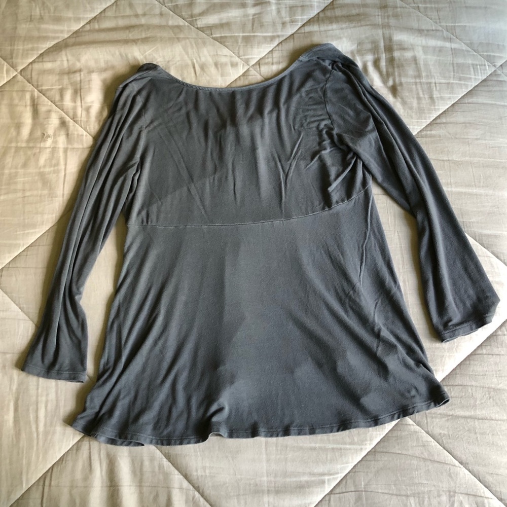 Front tie top - Picture 2 of 3
